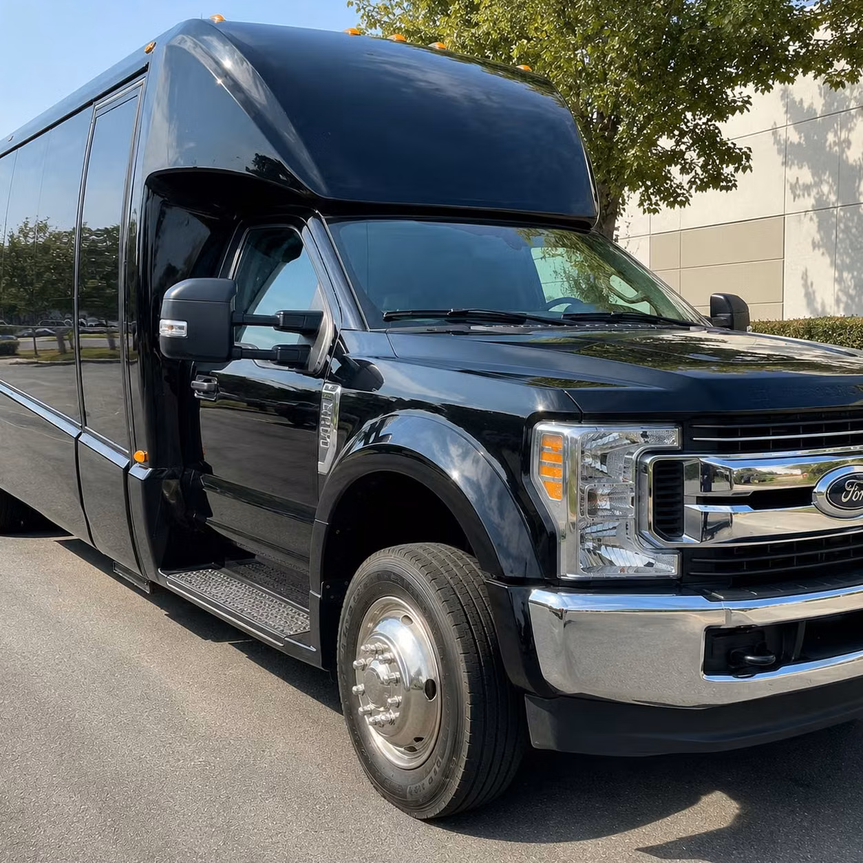 20 passenger minibus